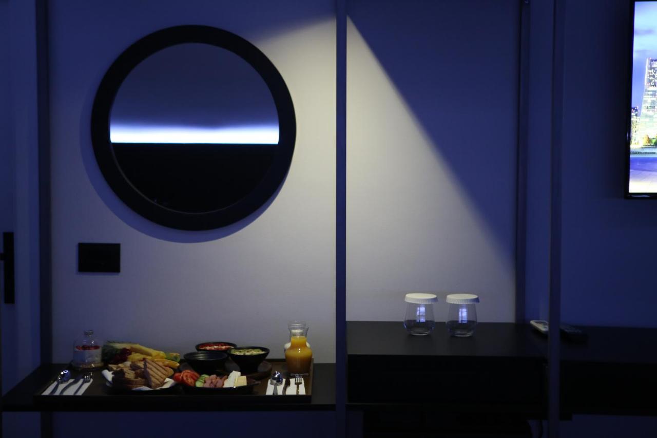 Dark Boutique Hotel Shkoze 外观 照片
